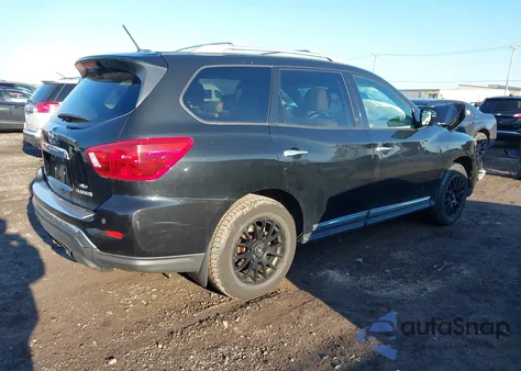 2017 Nissan Pathfinder Platinum z USA, uszkodzony, nr VIN 5N1DR2MM9HC613305